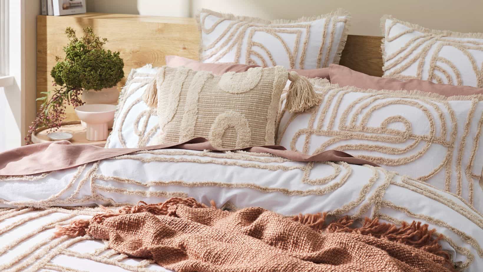 Bed Bath 'N Table - 25% OFF Full Priced Quilt Covers, Bedspreads, & Blankets