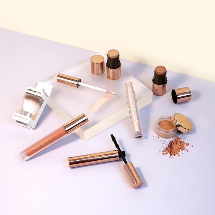FREE Make-up gift set when you buy 3 or more skincare products